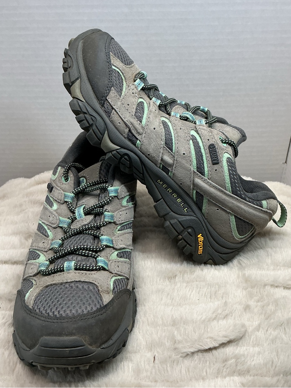 Merrell Moab 2 Waterproof Hiking Shoes Women’s 7 Drizzle Mint J06028
